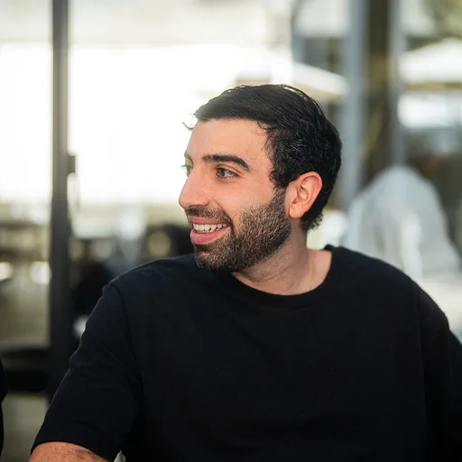 Neema Bardi